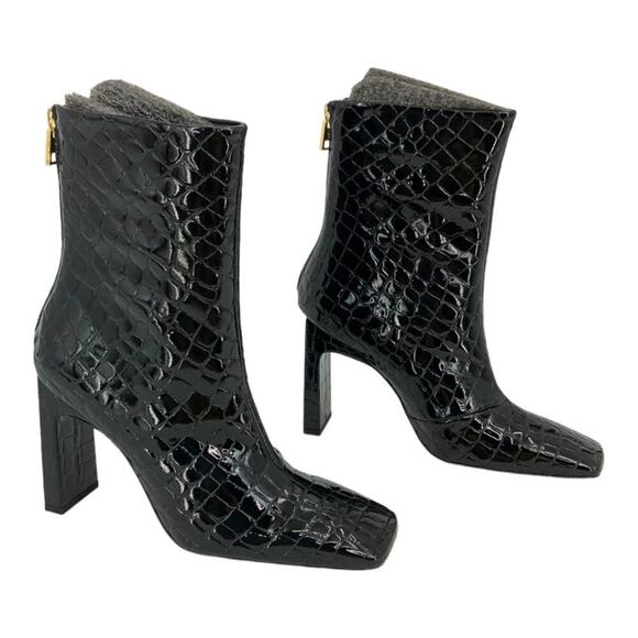 Good American Black Faux Croc Embossed Booties Size 5 NWT $249 MSRP - Picture 3 of 8